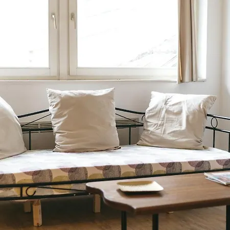 Cosy On The Main Square Apartment *